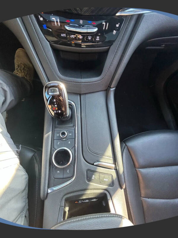 2023 Cadillac XT6 Premium Luxury