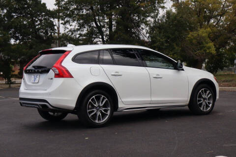 2018 Volvo V60 Cross Country T5 Premier