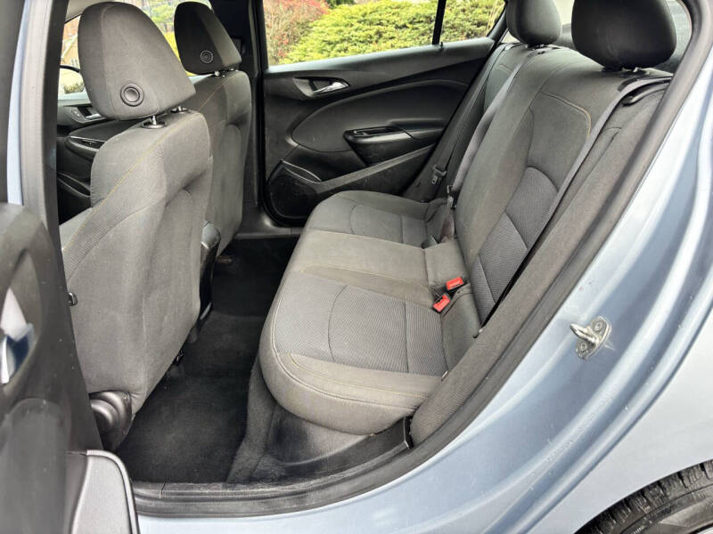 2017 Chevrolet Cruze LS Auto