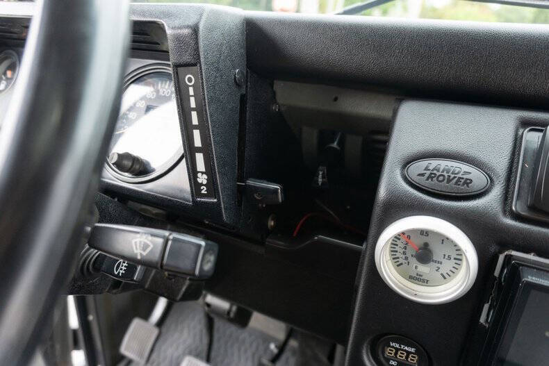 1991 Land Rover Defender