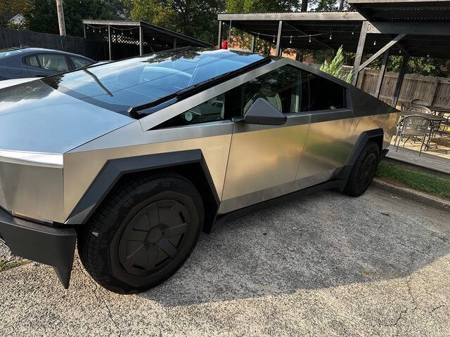 2024 Tesla Cybertruck