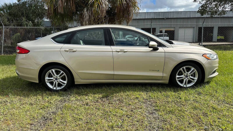 2018 Ford Fusion Hybrid SE