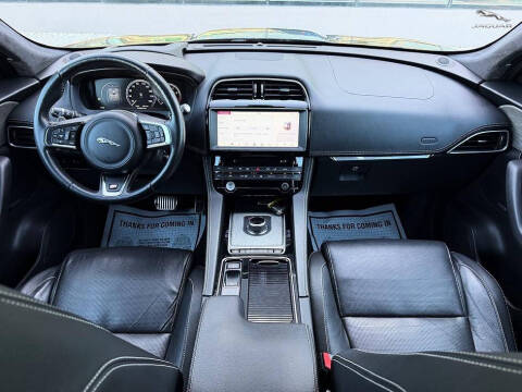 2018 Jaguar F-PACE S