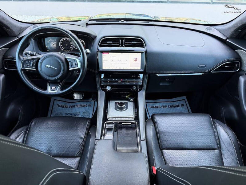 2018 Jaguar F-PACE S