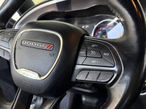 2015 Dodge Charger SE