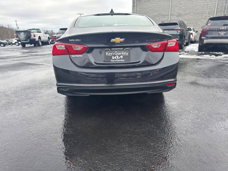 2022 Chevrolet Malibu LS