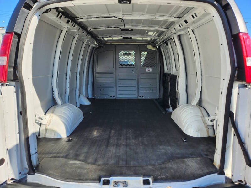 2020 Chevrolet Express 2500