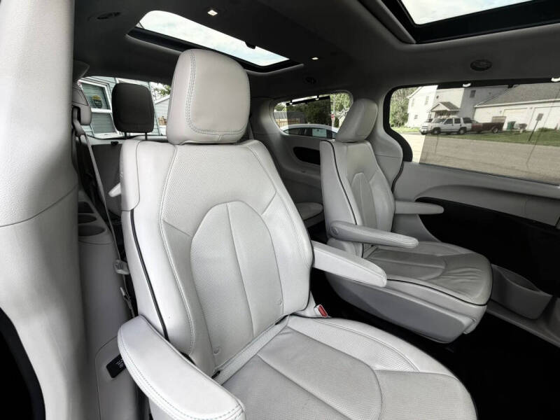 2019 Chrysler Pacifica Hybrid