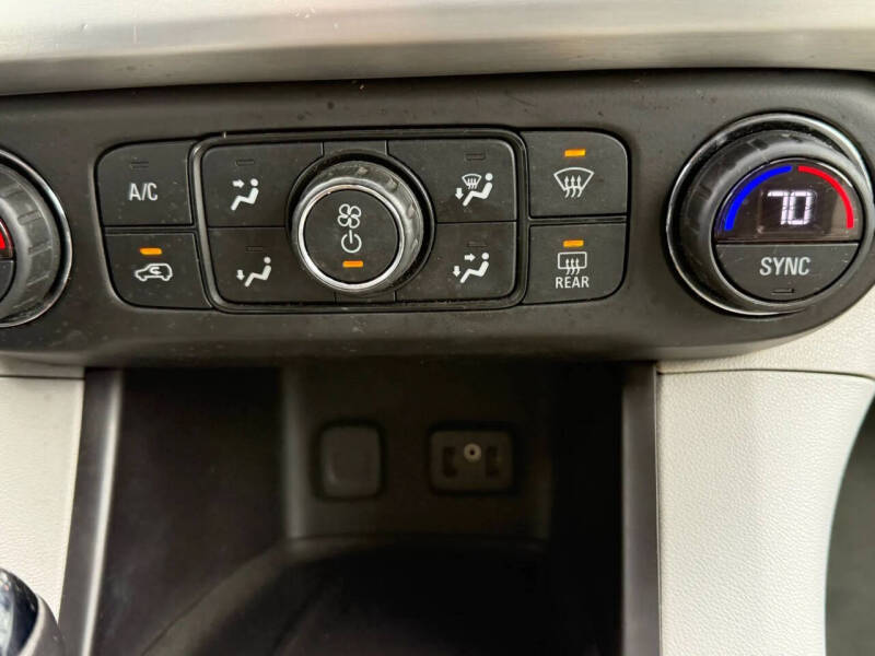 2017 GMC Acadia SLE-1