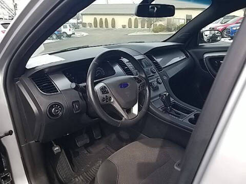 2018 Ford Taurus SEL