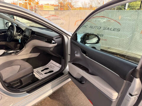 2023 Toyota Camry LE