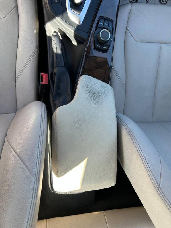 2015 BMW 3 Series 320i