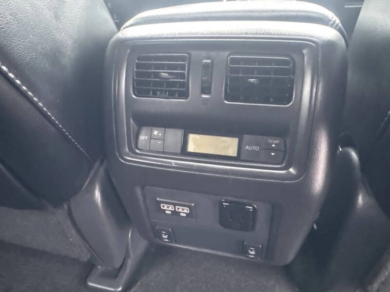 2017 Nissan Pathfinder