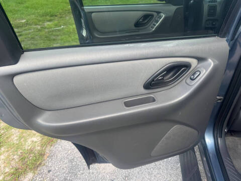 2005 Ford Escape XLT