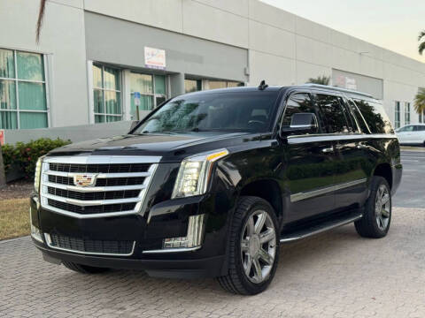 2017 Cadillac Escalade ESV Luxury