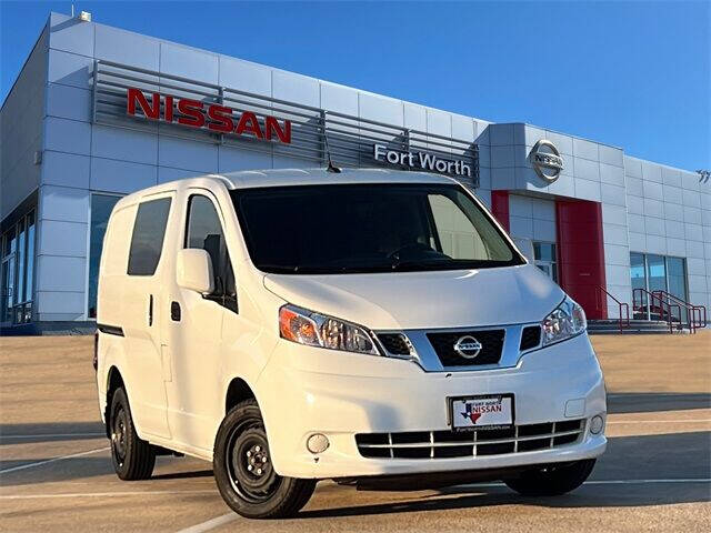 Nissan 200 van for hot sale sale