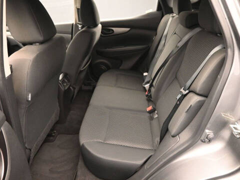 2022 Nissan Rogue Sport S