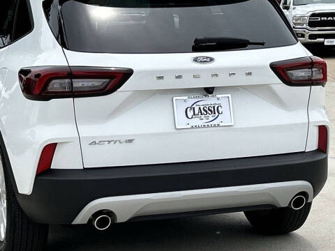 2025 Ford Escape Active
