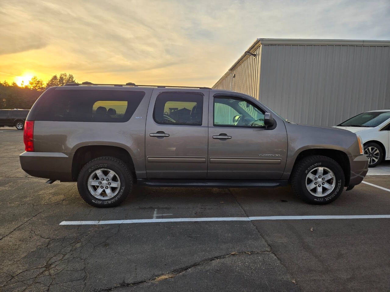 2011 GMC Yukon XL for sale at Dedicated Auto Sales Inc in Elk River, MN