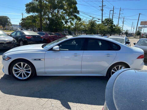 2016 Jaguar XF R-Sport