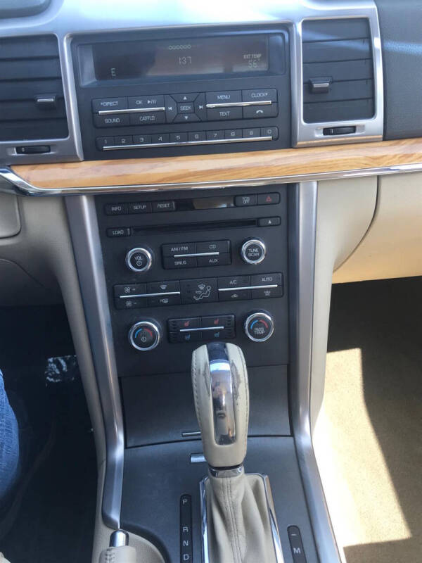 2011 Lincoln MKZ