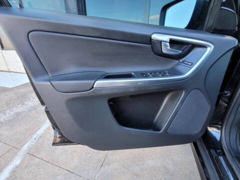 2015 Volvo XC60 T5 Drive-E