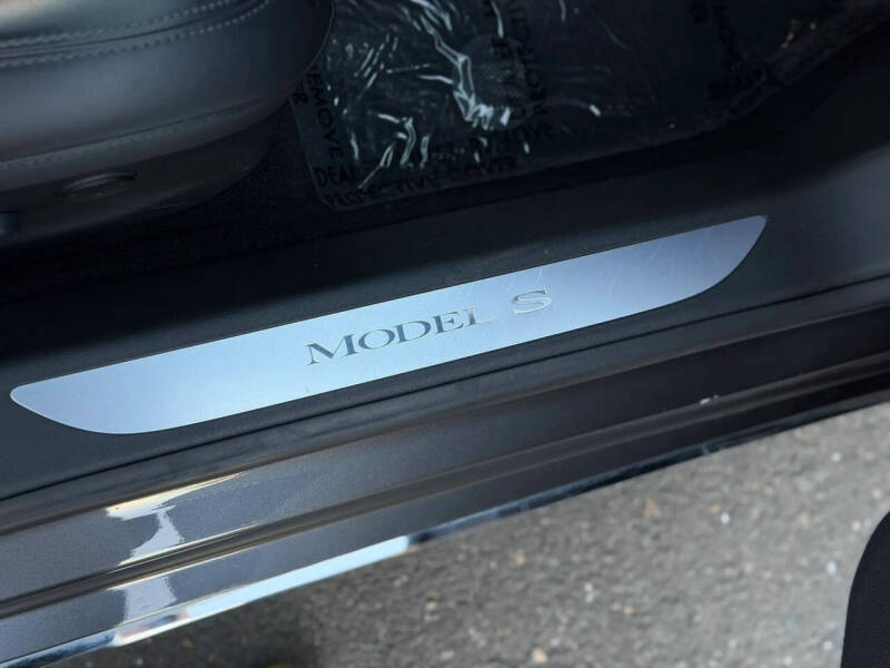 2017 Tesla Model S