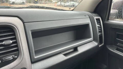 2017 RAM 1500 Express