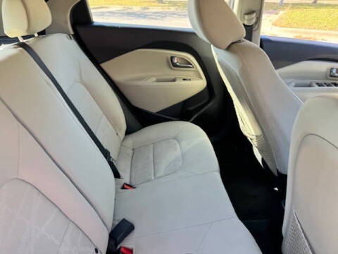 2013 Kia Rio 5-Door LX