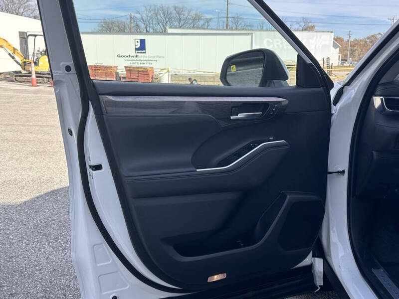 2026 Toyota Highlander Limited