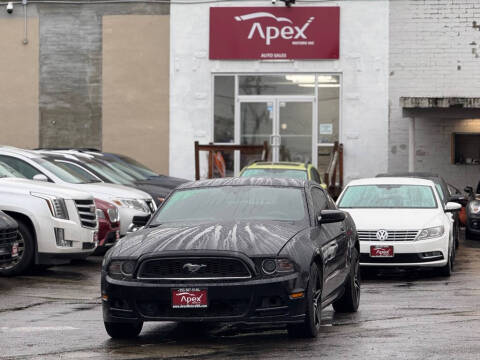 2014 Ford Mustang V6