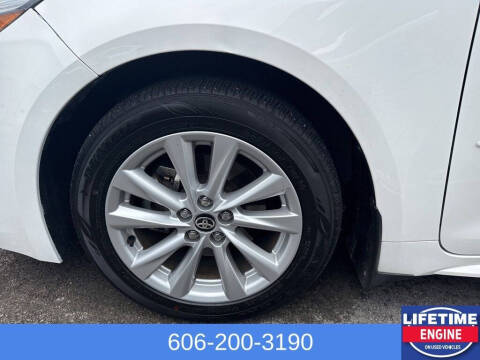 2023 Toyota Corolla Hatchback SE