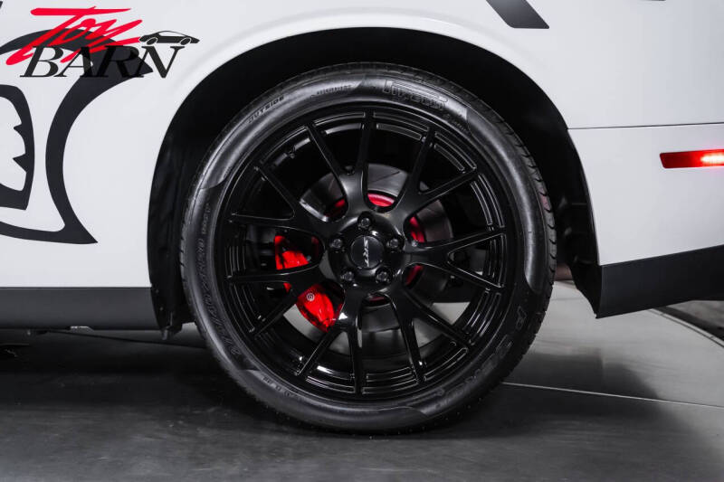 2015 Dodge Challenger SRT Hellcat