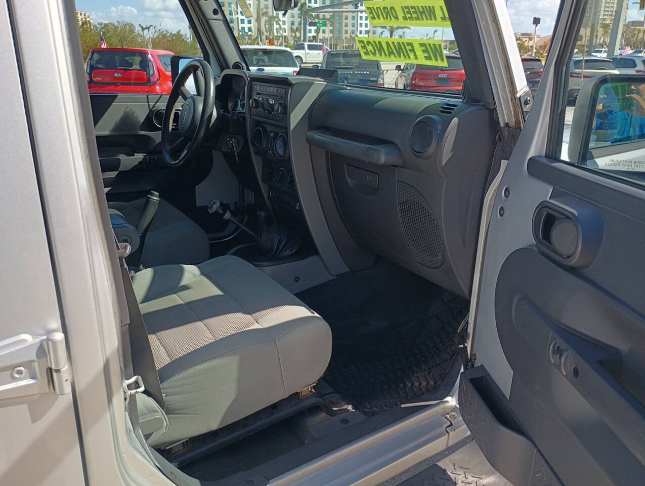 2007 Jeep Wrangler Unlimited for sale at Auto Outlet Of Manatee in Palmetto, FL