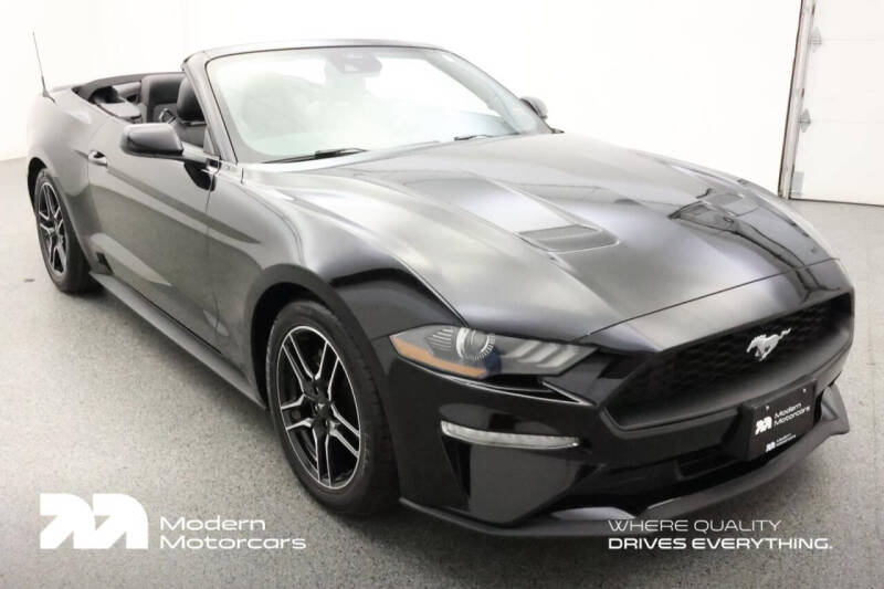 2022 Ford Mustang EcoBoost Premium