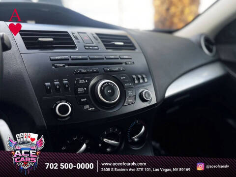 2012 Mazda MAZDA3 i Touring