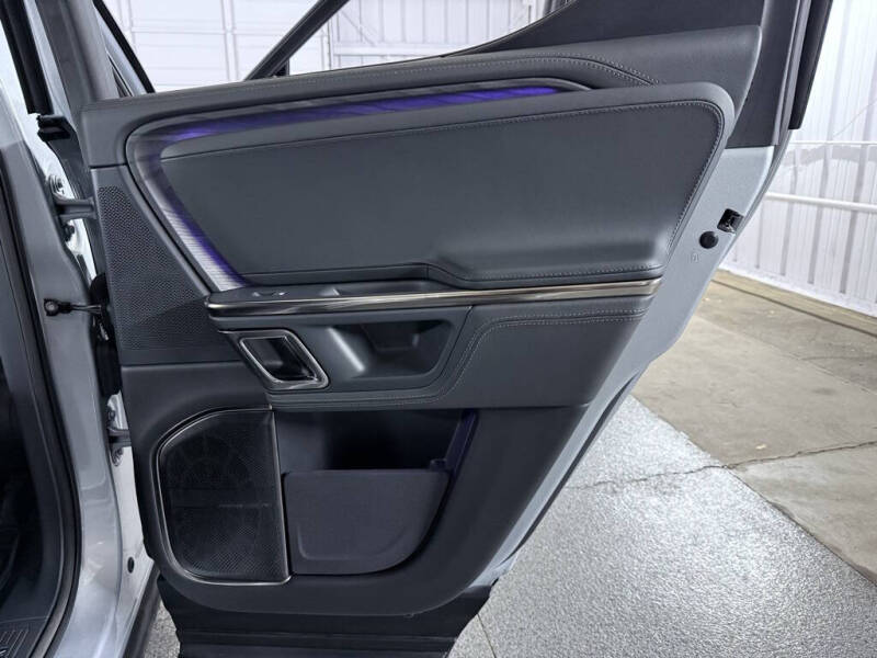 2022 Rivian R1T Adventure