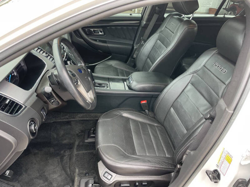 2015 Ford Taurus SHO