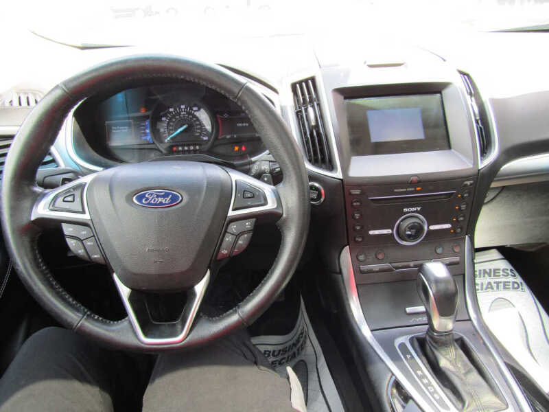 2016 Ford Edge Titanium