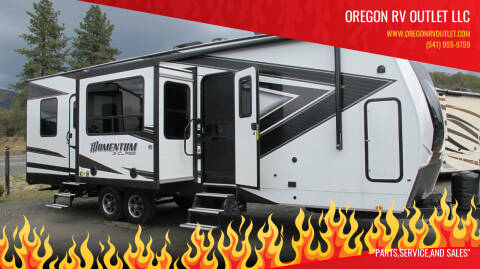 2022 GRAND DESIGN MOMENTUM 33 TOYHAULER for sale at Oregon RV Outlet LLC - Travel Trailers in Grants Pass OR