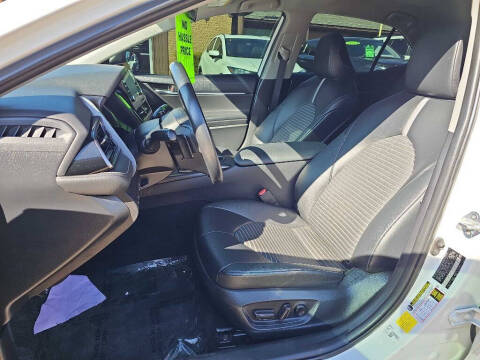 2022 Toyota Camry SE