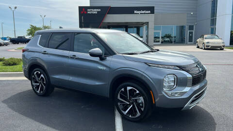 2024 Mitsubishi Outlander PHEV for sale at Napleton Autowerks in Springfield MO