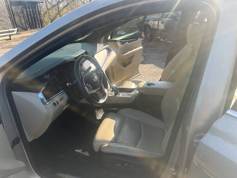 2017 Cadillac XT5 Luxury