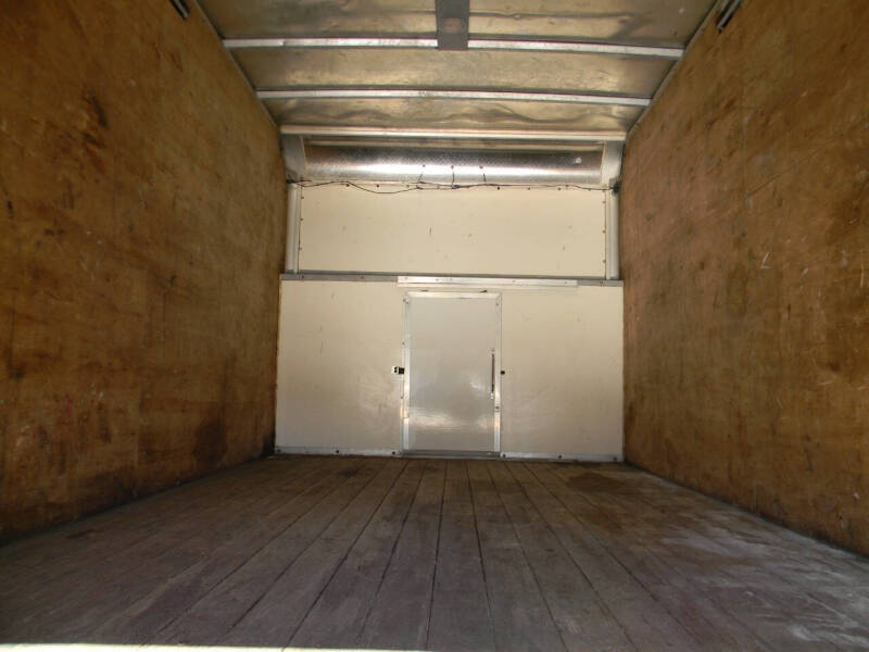 2023 Ford E-450