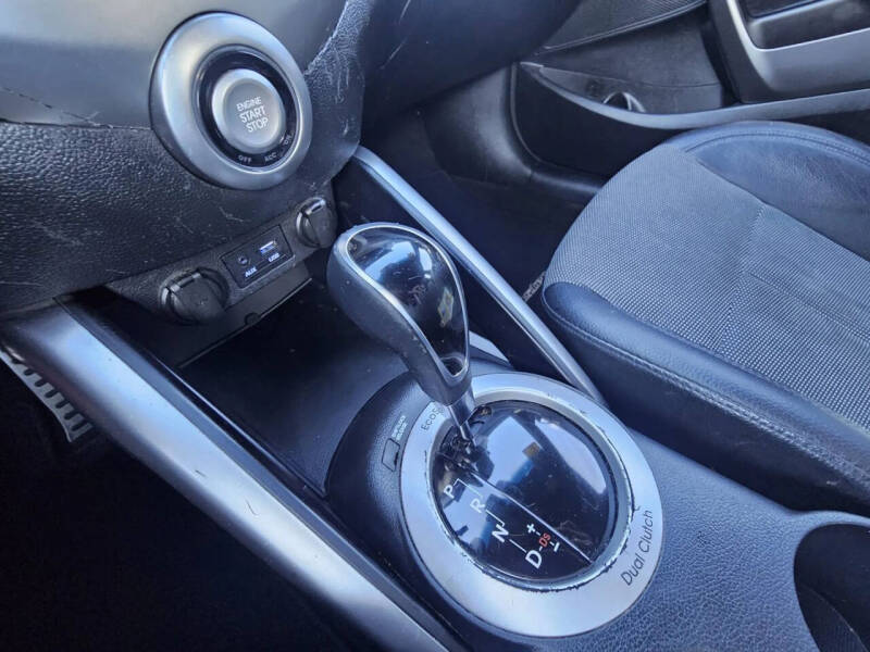 2016 Hyundai Veloster
