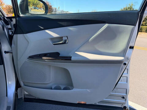 2011 Toyota Venza AWD 4cyl