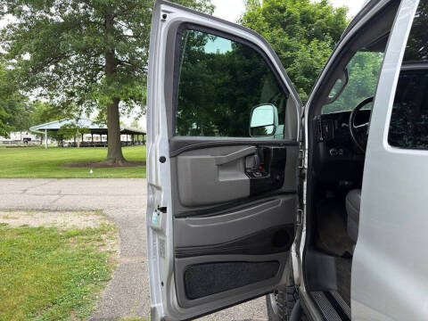 2018 GMC Savana 3500