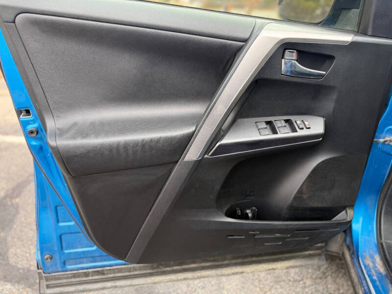 2016 Toyota RAV4 XLE