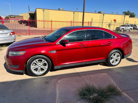 2015 Ford Taurus for sale at FIRST CHOICE MOTORS in Lubbock TX