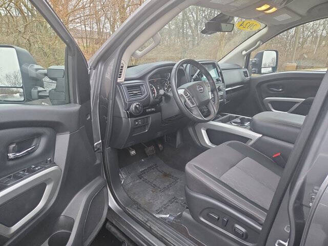 2024 Nissan Titan XD SV